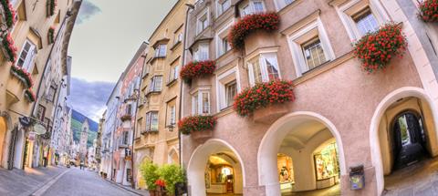 Willkommen in Sterzing - der nördlichsten Stadt Italiens Willkommen in Sterzing - der nördlichsten Stadt Italiens