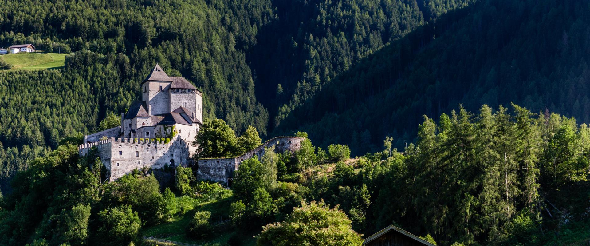 Burg Reifenstein bei Sterzing.